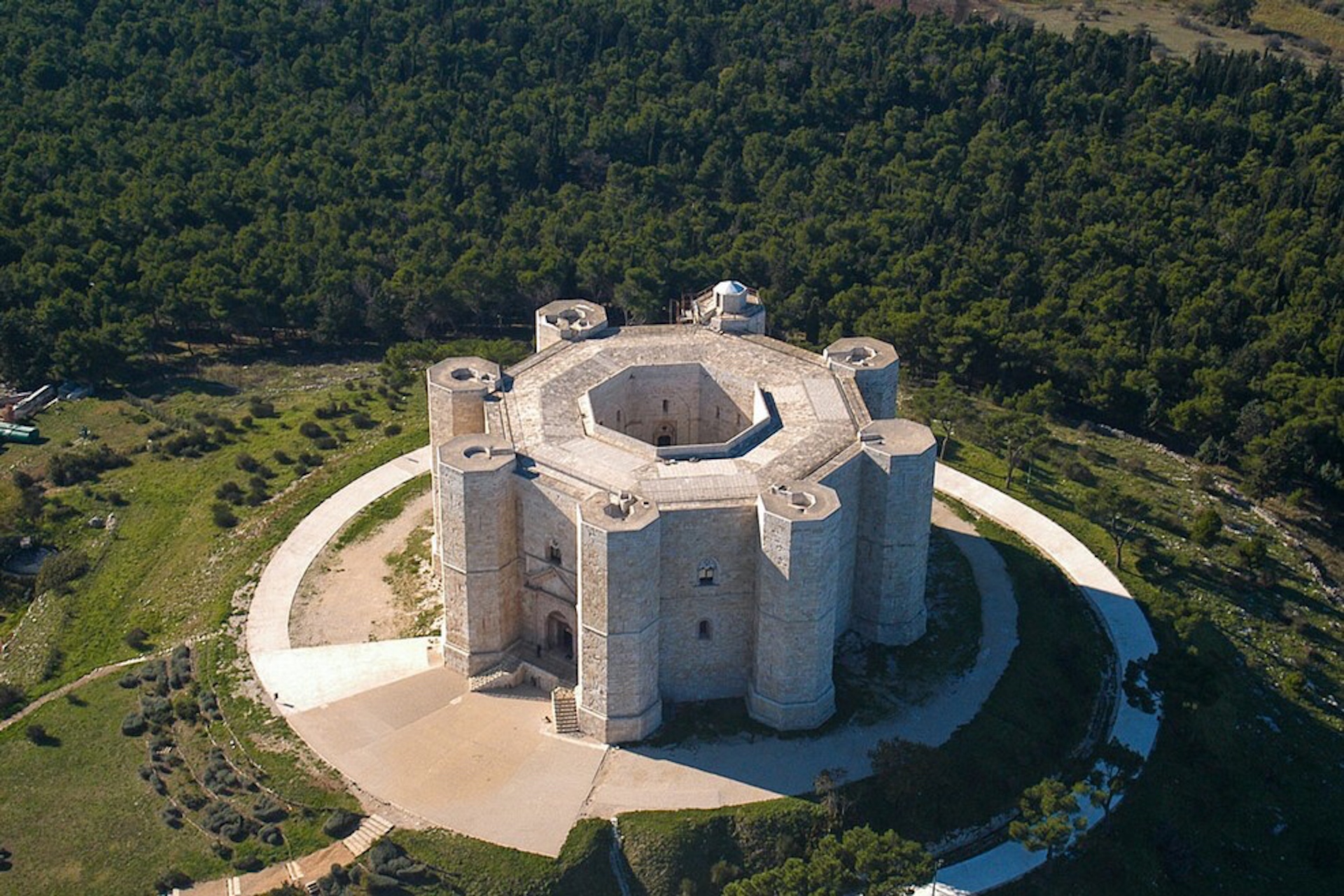 Castel del Monte veduta